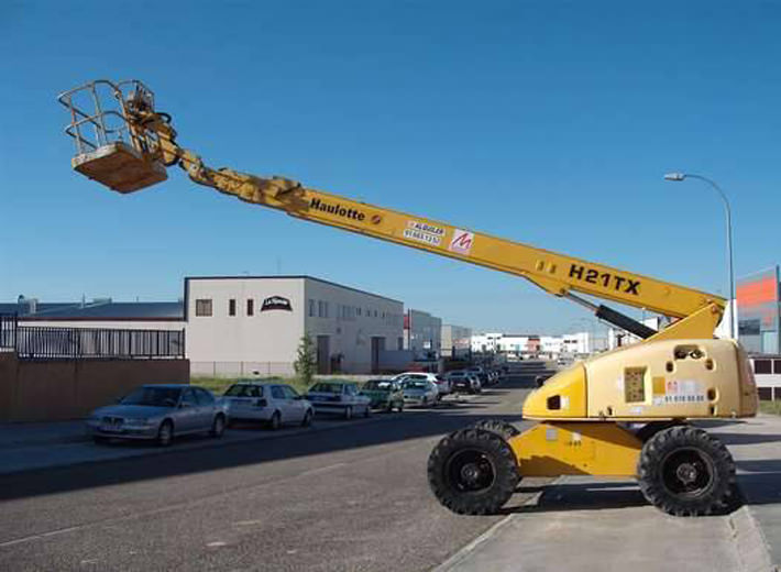 Телескопический подъемник Haulotte H 21 TX